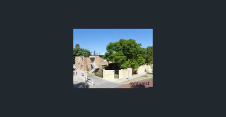 CLOSE TO RIVER, RAFFLES/CLANCY's AND PUBLIC TRANSPORT - Photo 5