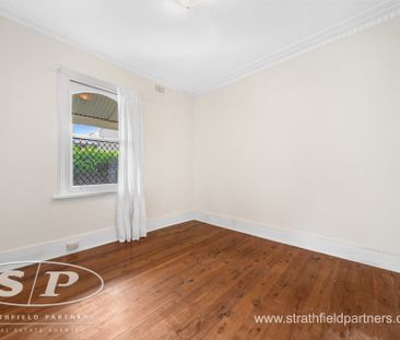 17 Allen Street, Leichhardt NSW 2040 - House For Rent | Domain - Photo 3
