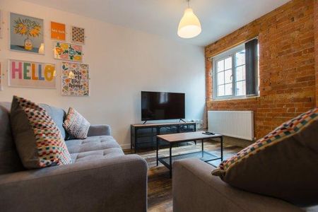 1 bedroom in a house share to rent - Photo 2