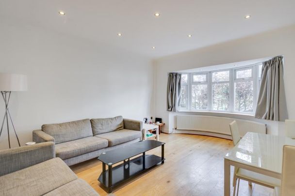 2 bedroom flat to rent - Photo 1