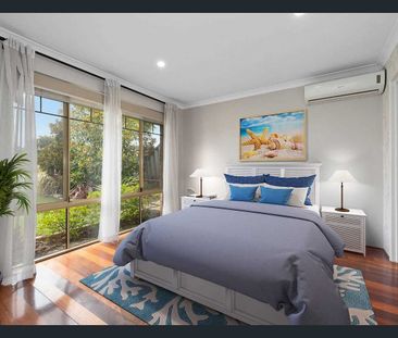 Large Comfy Family Home - Photo 6