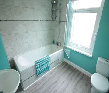 2 bedroom terraced house to rent - Photo 6