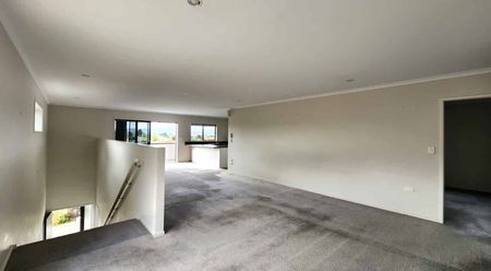 Modern Four Bedroom Home with Views - Photo 2