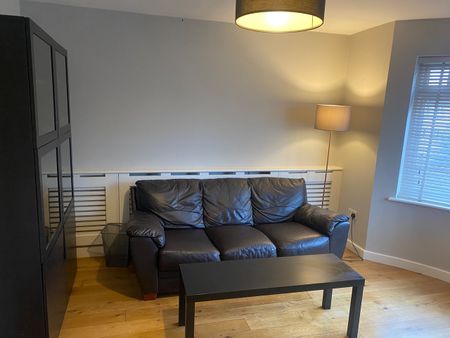 1 Bed Flat, Shrewsbury Street, W10 - Photo 2