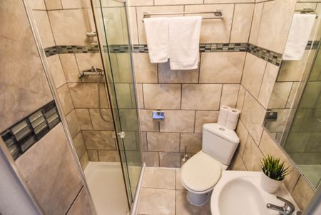 2 Bed Flat, Westbourne Grove Terrace, W2 - Photo 3