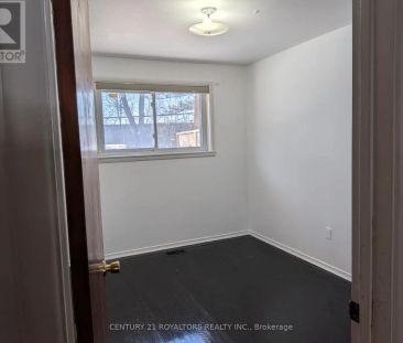 50 MARBURY CRESCENT - Photo 3