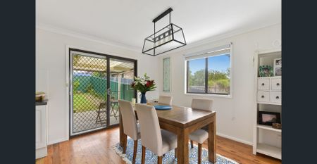 Spacious, Light Filled 3-Bedroom Home in Prime Location - Photo 2