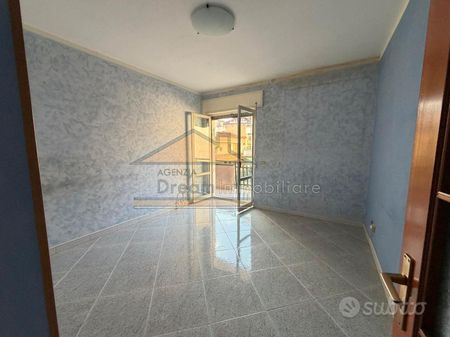 Appartamento di 5 vani + p.auto in Via Epitaffio - Photo 3