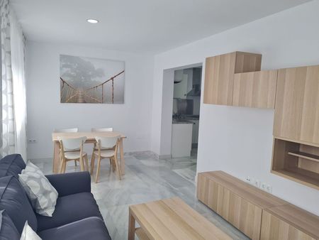 Alquiler de piso en Calle Lope de Rueda - Photo 2