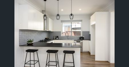 RENOVATED FAMILY HOME WITH AMPLE YARD SPACE - Photo 4