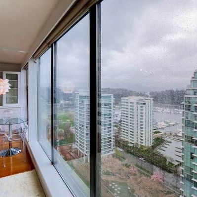 Coal Harbour - Water View 2 Bedroom Apartment - Photo 3