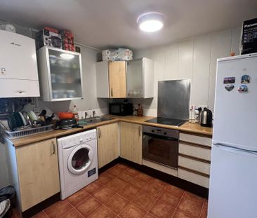 1 bedroom flat to rent - Photo 5