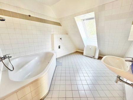 BALKONTRAUM | OPTIMAL AUFGETEILTE 2 ZIMMER | TOP-GRÜN-RUHELAGE - Photo 2