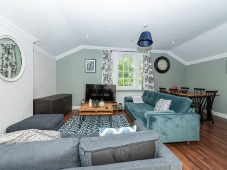2 bedroom flat to rent - Photo 3