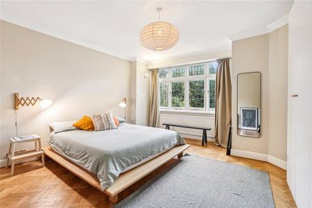 4 bedroom end of terrace house to rent - Photo 5