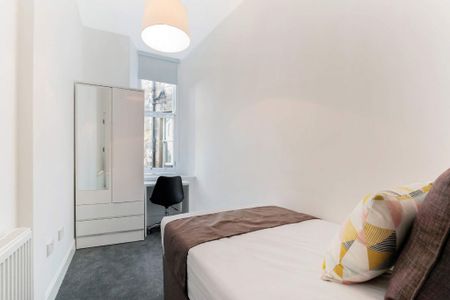 3 bedroom apartment to rent - Photo 5