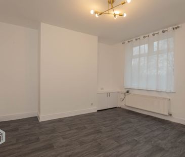 Astley Street - Photo 1