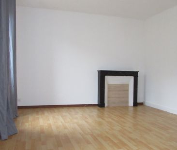 Location Appartement 5 pièces 89m² LA FERTE MACE 61600 - Photo 2