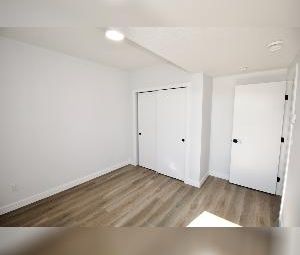 2 Bed 1 Bath Suite Ottewell Home For Rent Edmonton - Photo 2