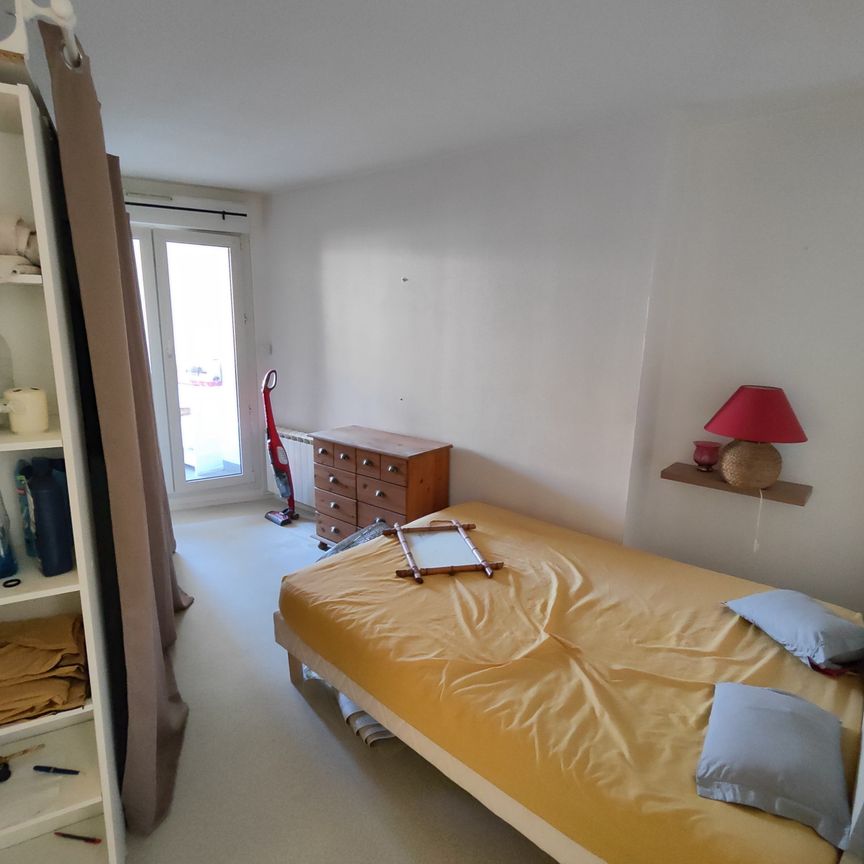 CENTRE VILLE / MUSEE D'AQUITAINE - T2 MEUBLE DE 45M² BALCON + PARKING - Photo 1