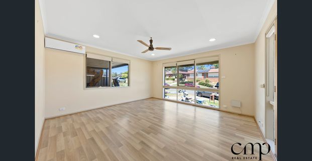 Charming Three Bedroom Family Home! - Photo 1