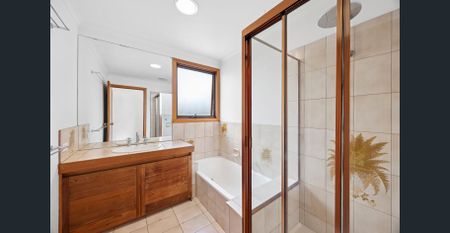 Naturally, Timeless! - Photo 3