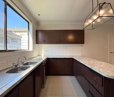 1/4 Campbell Street, Kew - Photo 2