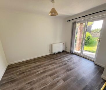 3 bedroom link detached house to rent - Photo 1