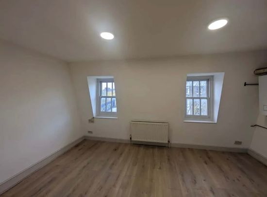 1 Bed Flat, Camden Road, NW1 - Photo 1