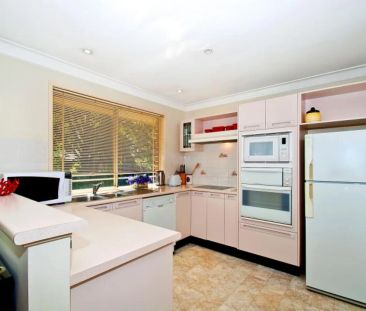 Charming Home in Excelsior Grove - Photo 4