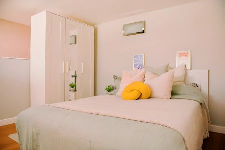 Classic Bigger Loft Apartment - Photo 4