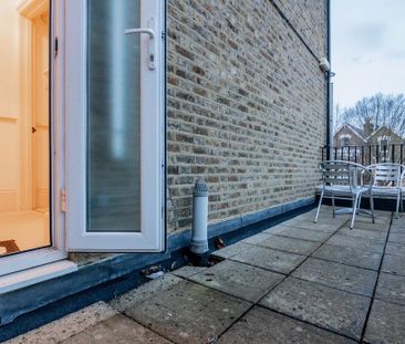 1 bedroom flat to rent - Photo 2