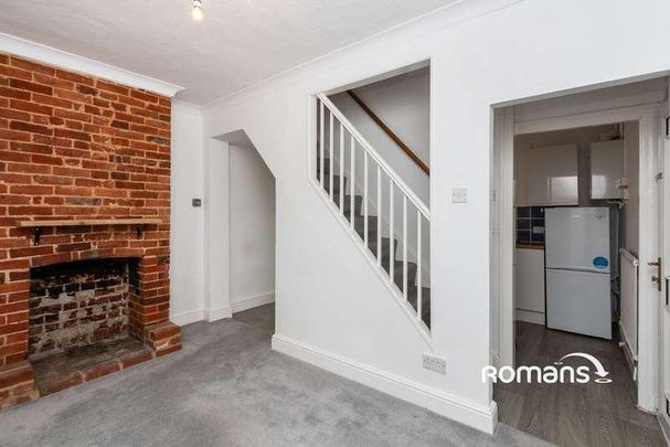 Long Garden Walk, Farnham, Surrey, GU9 - Photo 1