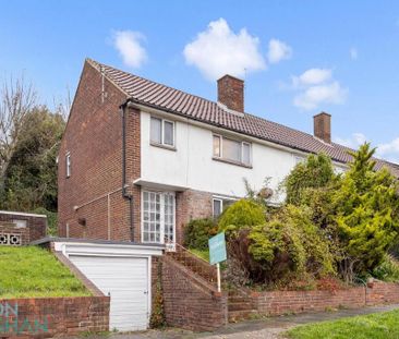 4 bedroom semi-detached house to rent - Photo 4