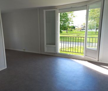 Location Appartement 5 pièces 75 m² La Châtre - Photo 4