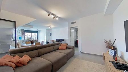 Barcelona, Catalonia 08729 - Photo 4