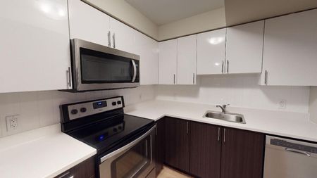 Ottawa West - Photo 4