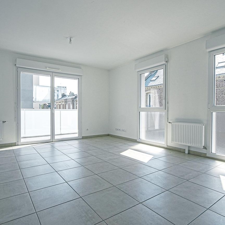 Location Appartement 4 pièces 73m² LE HAVRE 76600 - Photo 1