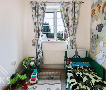 2 bedroom terraced house to rent - Photo 4