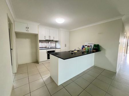 2 Trasero Lane, Beaconsfield - Photo 2