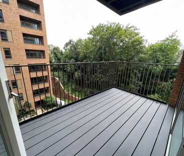 Studio Flat, Blenheim Mansions, N8 - Photo 4