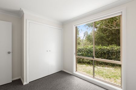 3 Bedroom, 2 Bathroom Home in Corlette - Photo 4