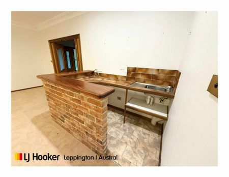 MAKE YOURSELF AT HOME - Photo 5