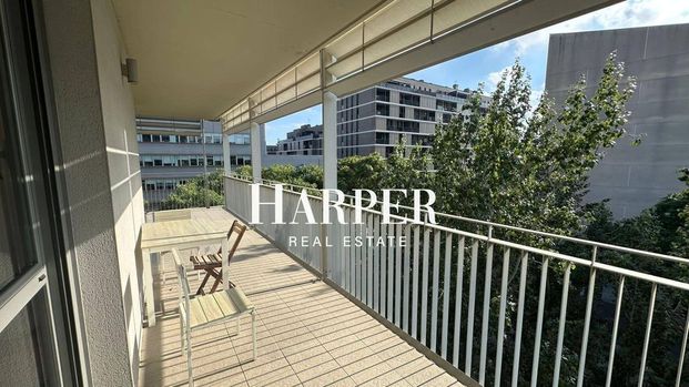 3 room luxury Flat for rent in L'Hospitalet de Llobregat, Spain - Photo 1