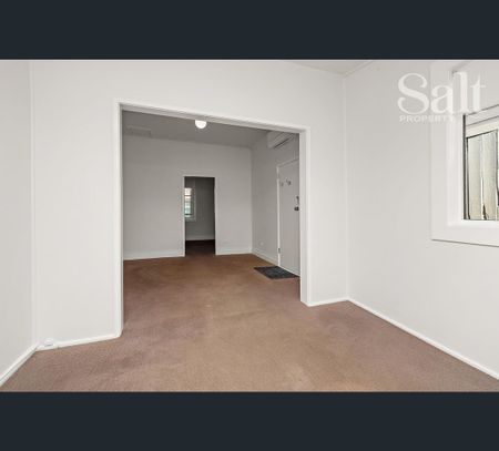 2/24 James Street, Hamilton, NSW 2303 - Photo 3