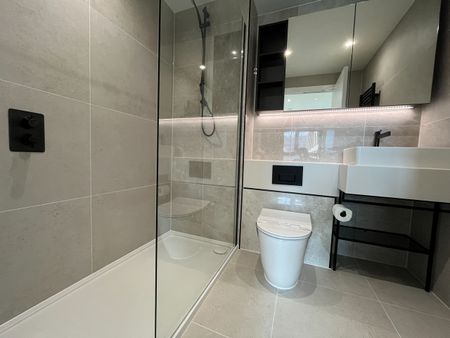 2 Bed Flat, Darter House, N4 - Photo 4