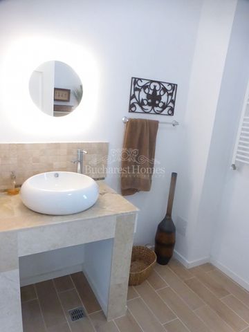 Tastefully Done Five Bedroom House - BSB - Photo 5