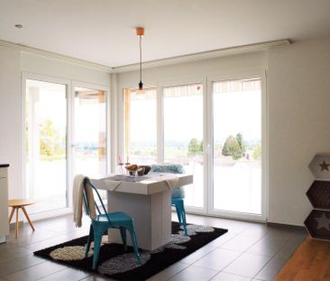 Helle und moderne 4,5-Zimmer-Erdgeschoss-Wohnung - Foto 2