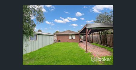 Comfort, Convenience & Space in the Heart of Melton South - Photo 5