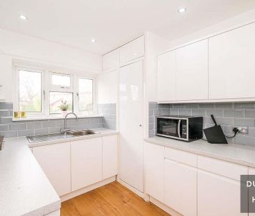 Homecroft Gardens, Loughton - Photo 4